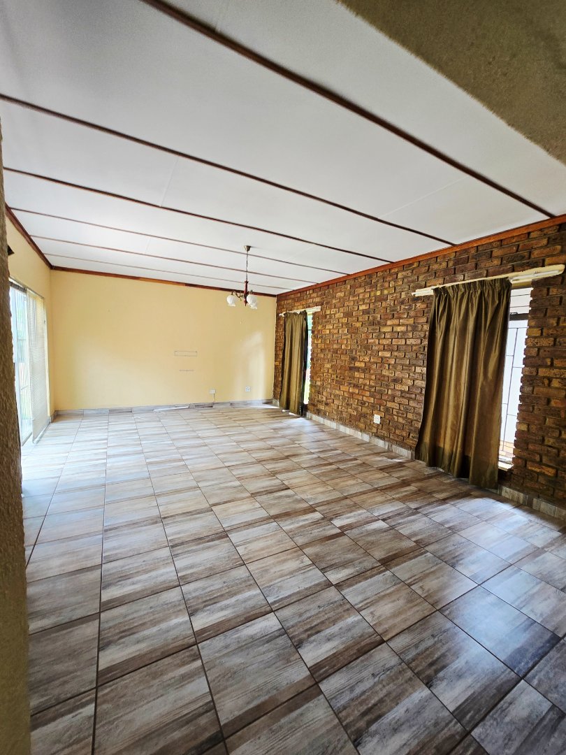 3 Bedroom Property for Sale in La Hoff North West